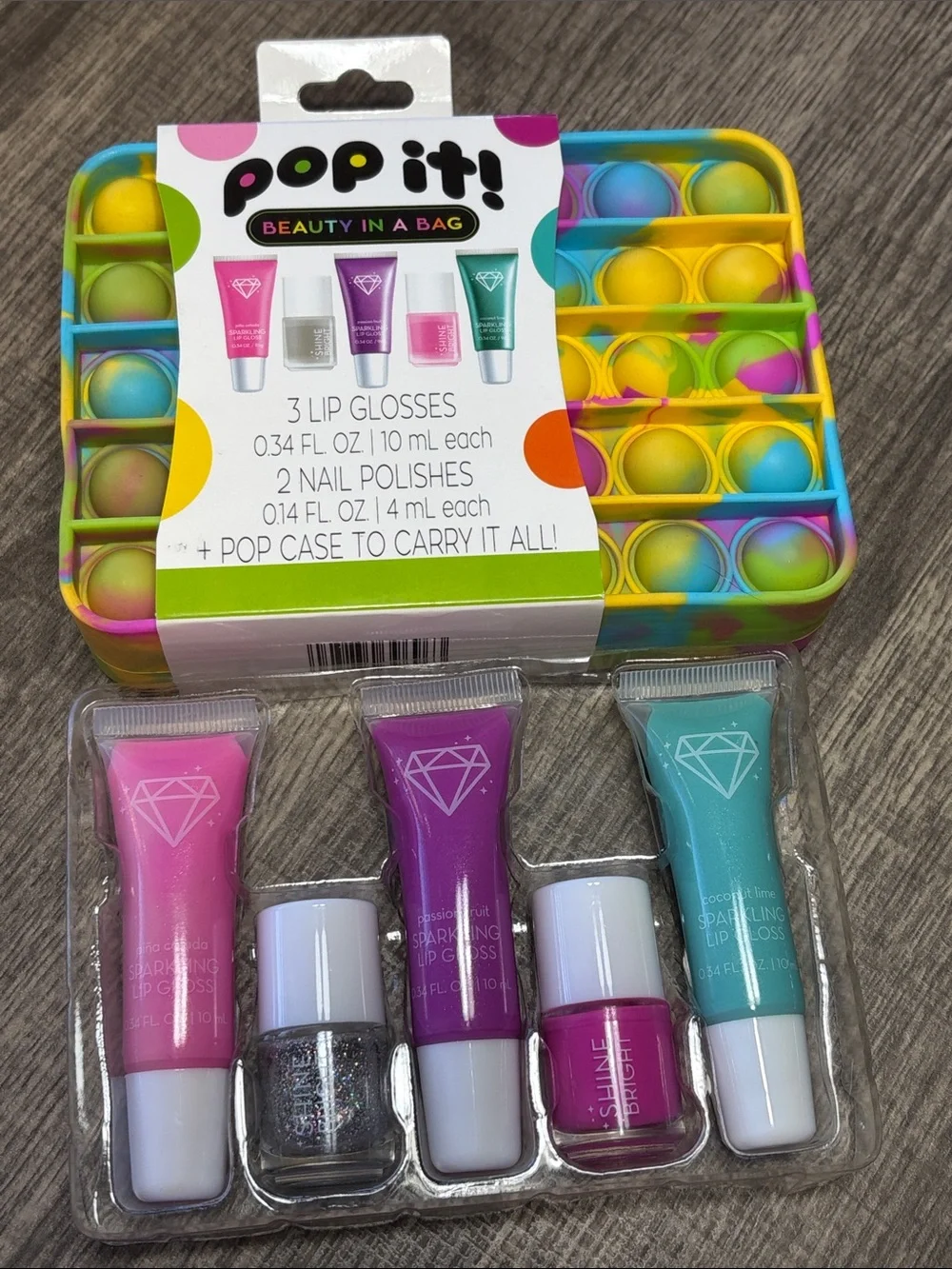 🍄5 for $35🍄 Pop It! Beauty in a Bag Lip Gloss & Nail Polish Set